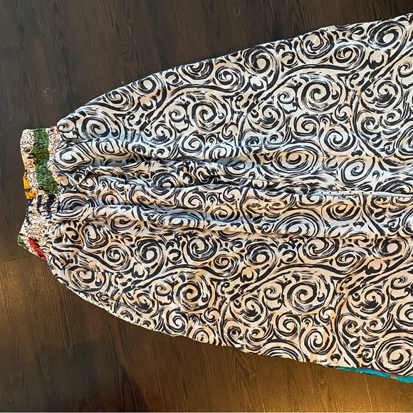 Kantha Bae Synergy Side Slit fully reversible pants - Picture 2 of 6